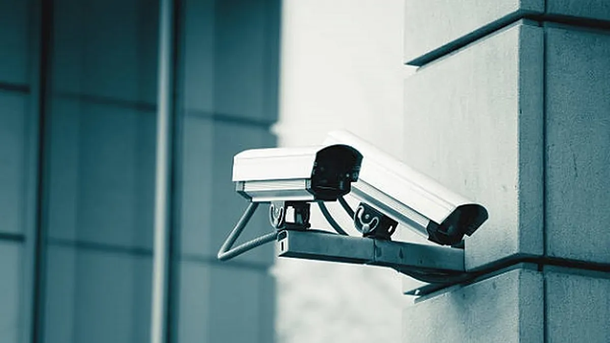 Night vision test of an installed security camera